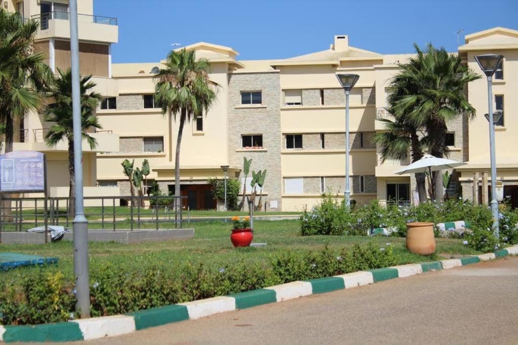Appt 22 Bloc G- Hicherraton Plage Residence Bella Vista, Bouznika Bay Szhirat Kültér fotó